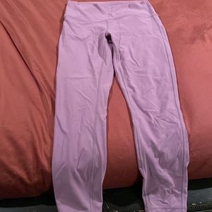Lulu lemon wunder under leggings in lilac size 8